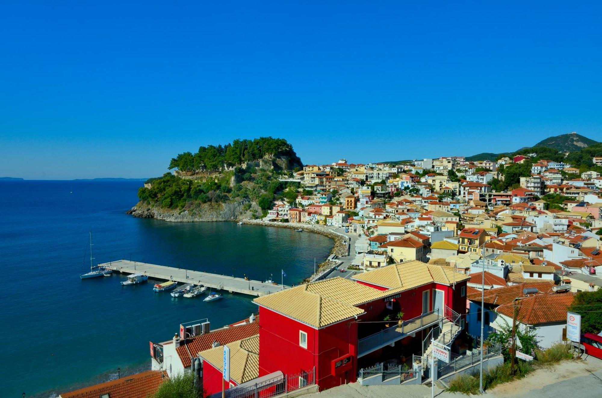 Acrothea Hotel Parga Exterior photo