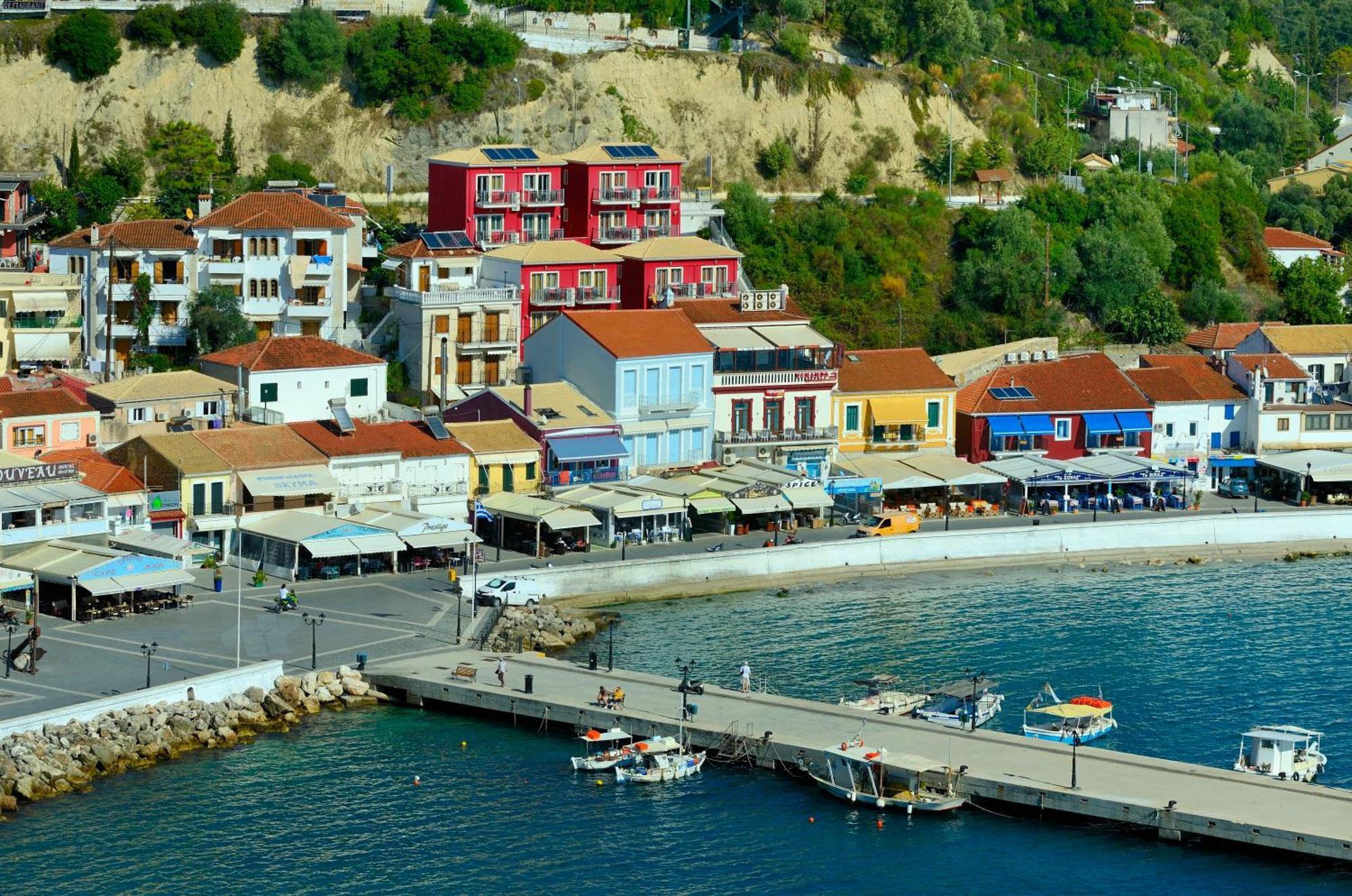 Acrothea Hotel Parga Exterior photo